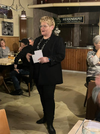 Stefanie Kirchner unterwegs im Wahlkampf