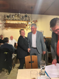 Stefanie Kirchner unterwegs im Wahlkampf